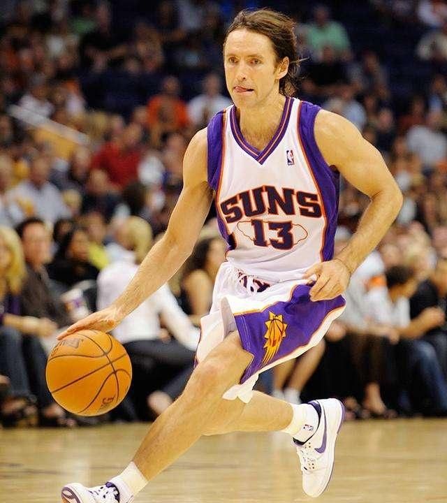 皇马0-2负塞尔塔！五大名帅候选浮出水面，齐达内领衔谁将接替阿隆索？（塞尔塔2-0掀翻皇马！帅位五大候选浮现，齐达内领跑谁来接班阿隆索？）