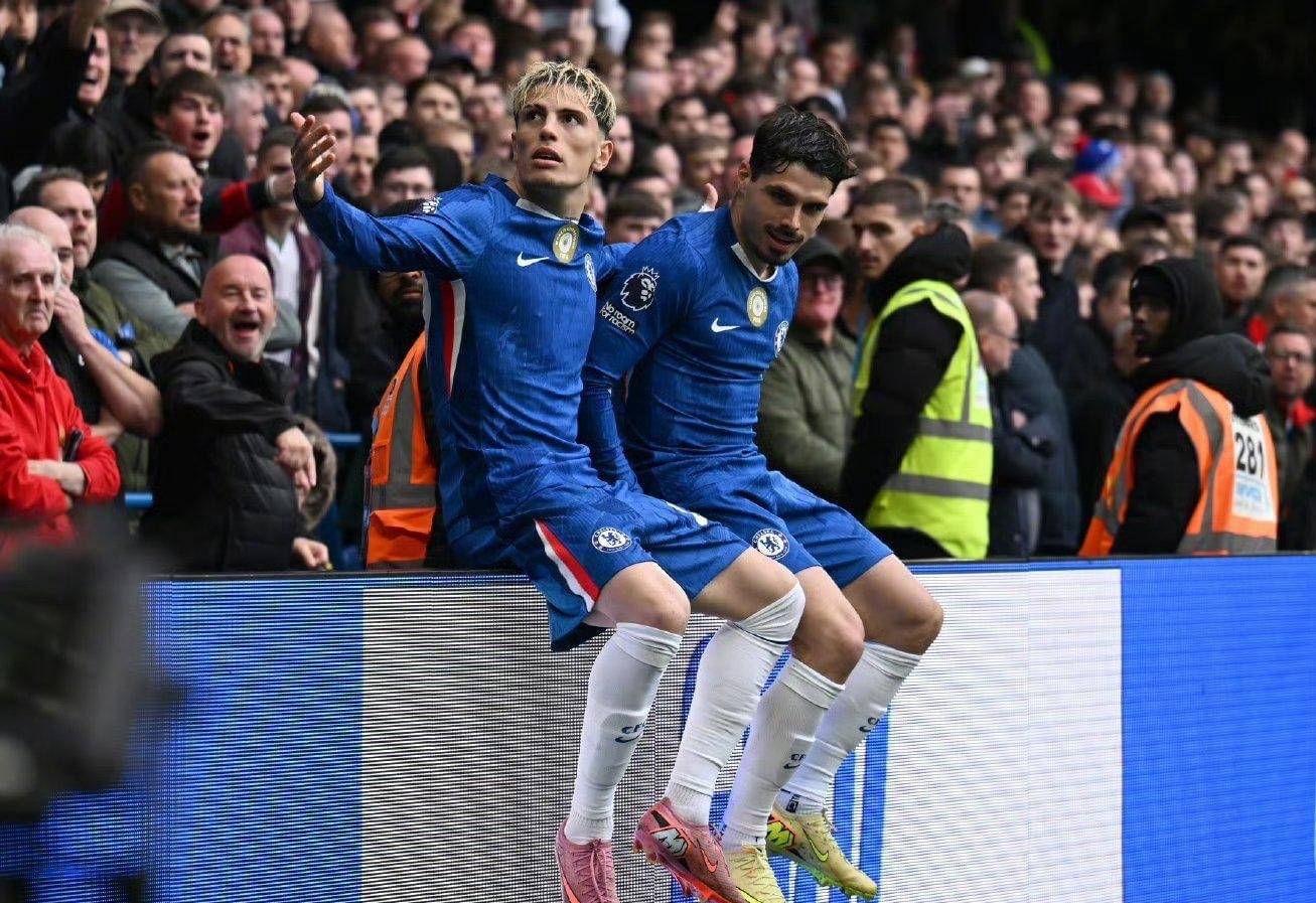 骑士NBA杯小组赛2胜2负&位列第三，确定无缘晋级淘汰赛（骑士NBA杯小组赛两胜两负居第三，无缘淘汰赛晋级）