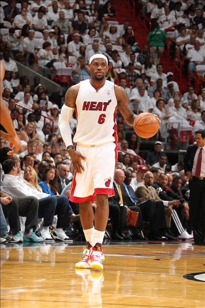 多点开花！掘金半场首发5虎正负值全部20+以上（火力全开！掘金半场首发五人正负值均超20）