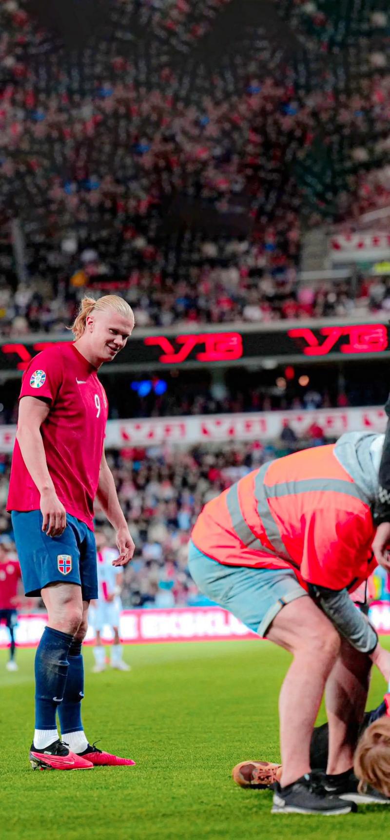 中超联赛总结：积分榜前三分析,（中超赛季回顾：榜单前三深度解析）