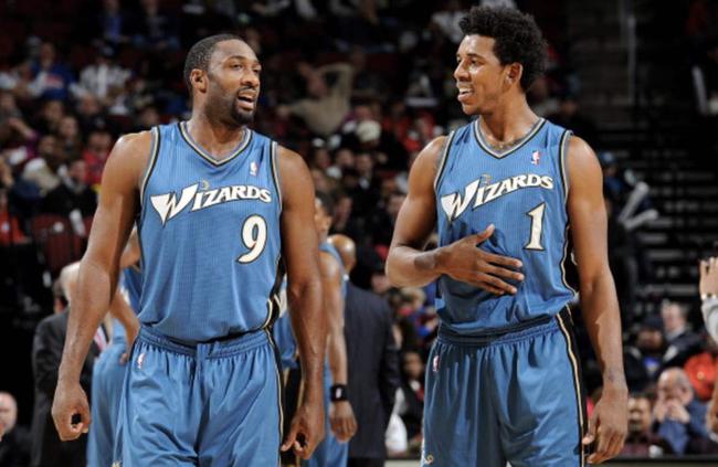 场均27.8分7篮板！爵士核心马尔卡宁今日缺战魔术（场均27.8分7板的爵士核心马尔卡宁将缺席今日与魔术之战）