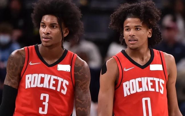 雷迪克：很少有球队没可被对手利用的弱点，但我们反复被针对（雷迪克直言：各队都有可被利用的短板，我们却屡遭对手点名针对）