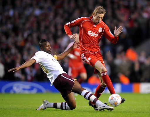 2025／26赛季英超：西班牙教练统治英超！英超前三主教练率领球队霸榜（2025／26英超：西班牙名帅当道，三豪门主帅率队包揽前三）