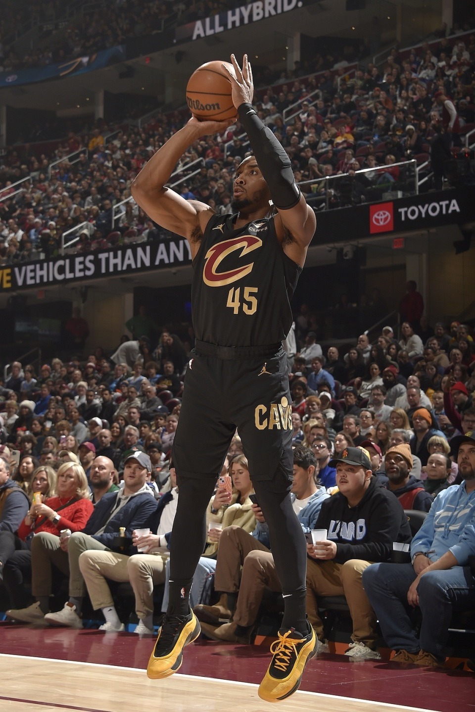 🎮DK 2-1 T1：Keria绝活巴德统治全场，T1扳回一城（🎮DK 2-1暂领先T1：Keria祭出招牌巴德主宰战局，T1扳回一城）