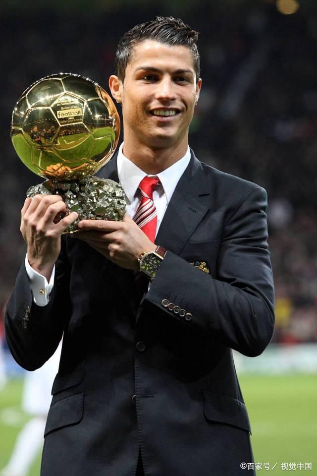 斯基拉：斯帕莱蒂要求尤文冬窗签中场指挥官和边后卫（斯基拉：斯帕莱蒂希望尤文冬窗补强，引进中场核心与边后卫）