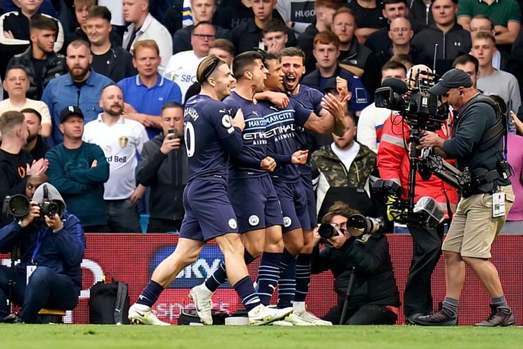 希克：我认为扎卡离队是最大的损失，他是球队最重要的球员（希克：扎卡的离开是球队最大损失，他是我们的核心球员）