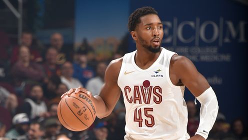 英超前瞻：维拉状态极佳剑指9连胜，西汉姆联已跌落降级区（英超前瞻：维拉火力正盛冲击九连胜，西汉姆联滑落至降级区）