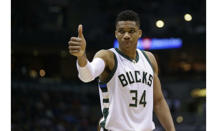 火箭没进攻发起，为什么不弄来哈登！（火箭缺乏进攻发起者，为何不引进哈登？）