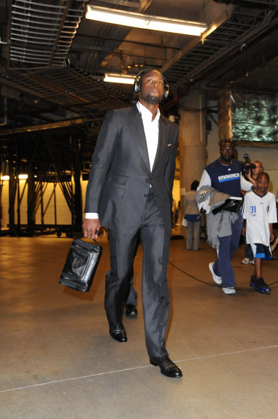 NBA战报：米切尔27分，骑士141-118大胜鹈鹕（NBA快讯：米切尔砍下27分，骑士141-118轻取鹈鹕）