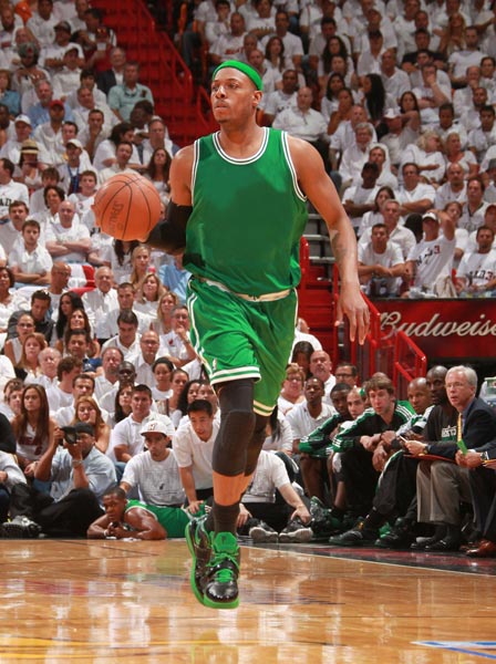 自弗里克后首位，齐沃执教生涯前四场欧冠全部获胜（齐沃执教欧冠开局四连胜，成自弗里克后首人）