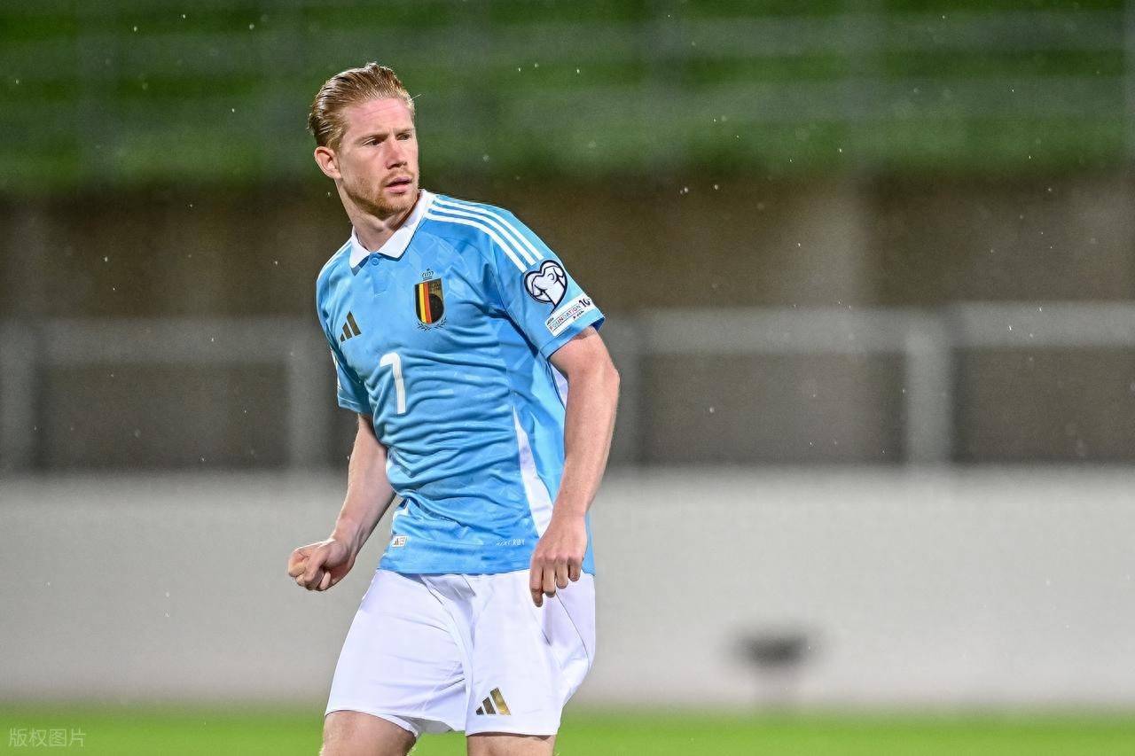 霍福德缺阵对明日战局影响深远（霍福德缺席或将深刻影响明日比赛走向）