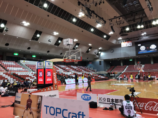 卫报：巴萨将凯恩视为取代莱万的首选目标，很可能激活违约金（卫报：巴萨将凯恩列为莱万接班首选，或启动解约金条款）