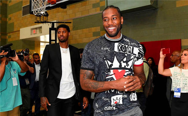 印媒：梅西团队表示不会继续参加今日活动，官员劝说无济于事（印媒：梅西团队决定不再出席今日活动，官员劝说未奏效）