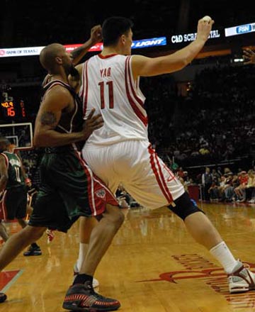 英超-维尔茨造乌龙范迪克致丢球 利物浦1-1桑德兰（英超：维尔茨迫使对手乌龙，范迪克失误送礼，利物浦1-1战平桑德兰）