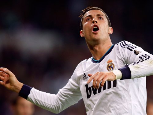 CBA杯：胡金秋缺席广厦险胜青岛 孙铭徽13+10塔克22+7（CBA杯：胡金秋缺阵，广厦险胜青岛；孙铭徽13+10、塔克22+7）